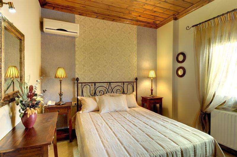 Iatrou Guesthouse Portaria  Bilik gambar