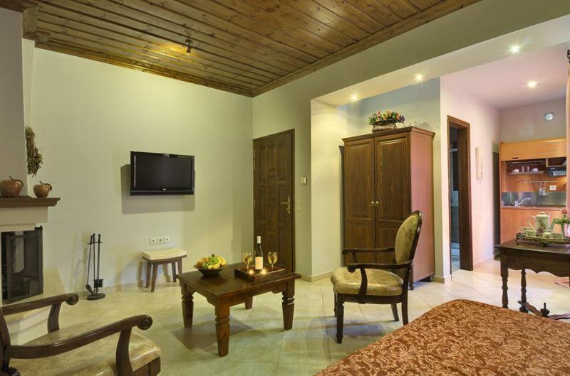 Iatrou Guesthouse Portaria  Bilik gambar